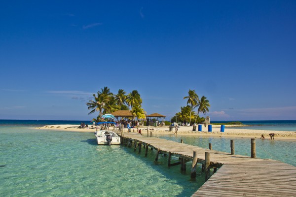 Arriving at Goff's Caye